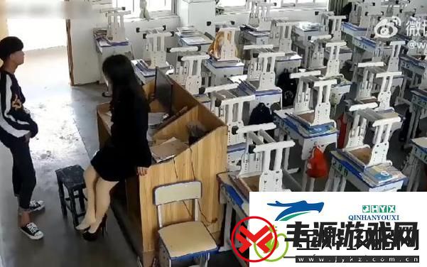老师脱让学生摸:教育中的互动与界限