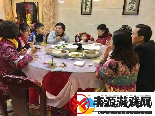 大团圆结亲情会王芳高敏:幸福相聚时刻
