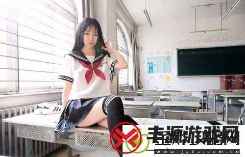 《丰满的女邻居》三级精彩不断:情节张力十足,剧情反转令人意想不到!