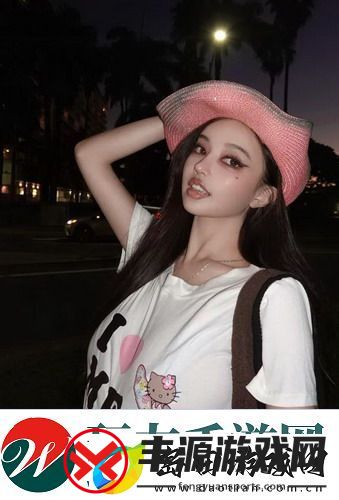 装睡故意把腿张开给公-轻松调侃生活-友:真是让人哭笑不得!