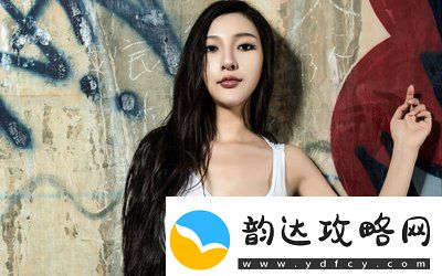 草莓香蕉榴莲丝瓜18岁可以吃吗:让我们一起揭开水果与健康的秘密!!