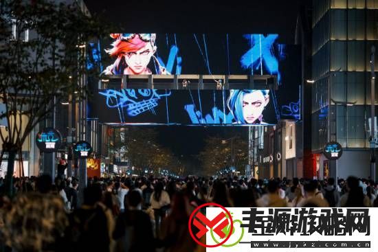 双城之战主题双层巴士登陆杭州！