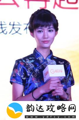 泷泽萝拉饰演女教师角色-展现演技才华-面对压力不屈不饶-网友赞其演绎角色生动在线热议